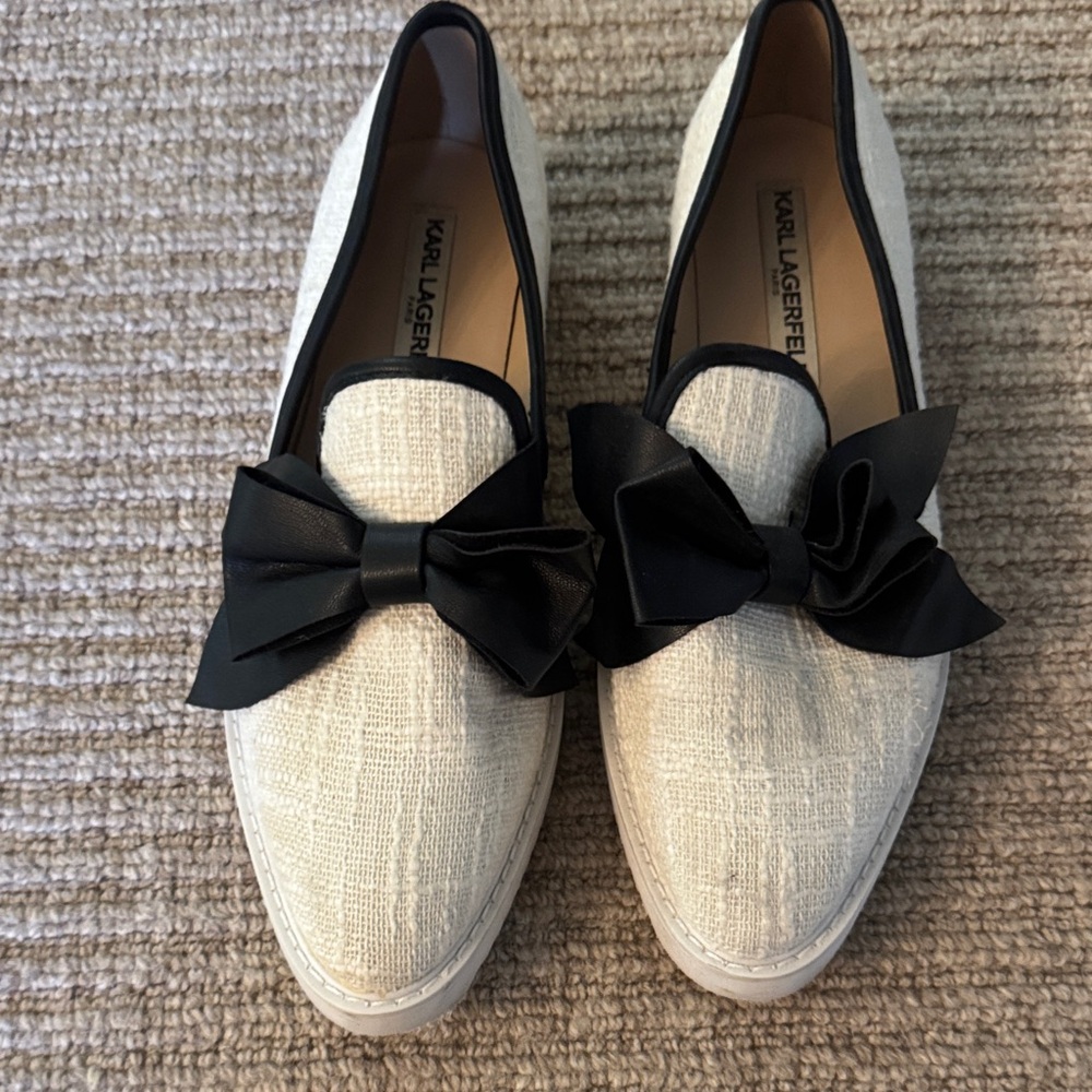 Karl Lagerfeld Cream Loafers with Black Bow